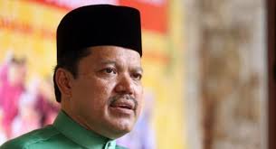 Justeru, beliau menasihatkan bersatu untuk berlapang dada dan beri peluang kepada umno untuk pegang jawatan tpm. Ahli Majlis Tertinggi Umno Kena Tikam Berhampiran Rumah