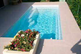 Le terrain pour une piscine. La Mini Piscine Ideale Pour Les Petits Terrains Et Les Petits Budgets
