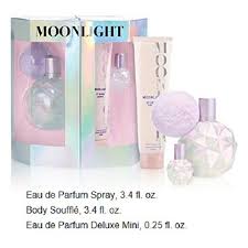 Complete with four favorite ariana grande fragrances, this perfume gift set offers a variety of irresistible scents. Moonlight By Ariana Grande 3 Piece Gift Set 3 4 Oz 100 Ml Eau De Parfum Edp 3 4 Oz Body Souffle 0 25 Oz Deluxe Mini Reviews 2021