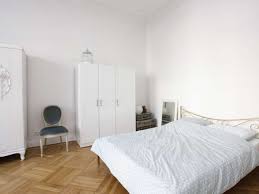 Learn more about public art in burien. 1 Bedroom Apartments For Rent In Berlin Spotahome
