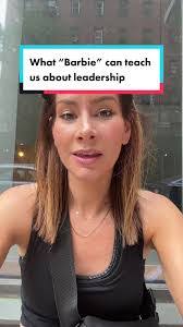 Kelly Jarvis's Instagram, Twitter & Facebook