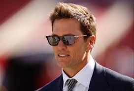Raiders limited owner Tom Brady is expected to be part of a collaborative  committee to interview head coaching candidates and support team owner Mark  Davis, per league sources.
