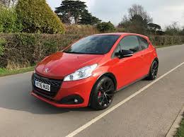 Peugeot 208 Gti By Peugeot Sport Eurekar Peugeot Gti Latest Cars