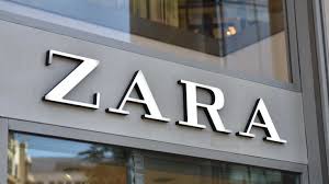 Avec plus de 118 boutiques en france, la marque de l'entreprise espagnole inditex est ouverte au public. Zara Frappe Tres Tres Fort Cette Sublime Robe De Soiree Incrustee De Bijoux Pas Chere Fait Un Veritable Carton