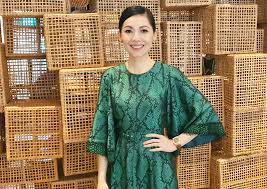 Is she dating or bisexual? Sharon Au S Parisian Colleagues Don T Know She S A Celeb Because Of These Really Stupid Excuses She Gave Entertainment News Asiaone