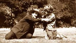J M Barrie Author Of Peter Pan James Barrie Wrote The Story Of Peter Pan Inspired By The Davies Boys Sweet Sons Peter Pan J M Barrie Classic Fairy Tales