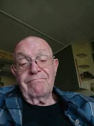 Anyone found a way to get rudas trucks? Tried all the payment methods but  it don't work. Currently waiting