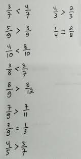 Kue brownies cokelat dan kue brownies vanila. Matematika Lebih Besar Lebih Kecil