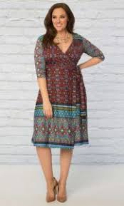 Model baju kerja wanita berupa kemeja panjang. 41 Model Baju Batik Wanita Gemuk Agar Terlihat Langsing Klubwanita Com
