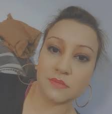 Naz Khalid (@naz.khalid.98)