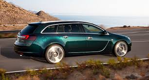 It also comes with a wide range of innovative technologies, just as a true flagship should. Opel Insignia Sports Tourer Abmessungen Technische Daten Lange Breite Hohe Gepackraumvolumen