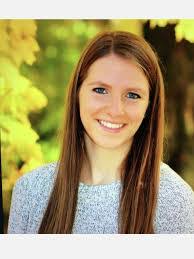 Lori Mcalpine's Instagram, Twitter & Facebook