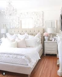 This bedroom space is all about texture! Pin By Mar Canosa On Decorating Feminine Bedroom Bedroom Decor Bedroom Furniture Online