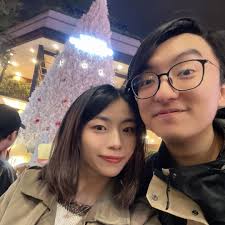 PhotoVogue 徵件熱烈進行中！你的作品有機會在國際展出、登上全球各地Vogue 平台，並頒發總額8,000  美金的獎勵給三位突破框架並拓展創作界線的藝術家。報名步驟請看留言。