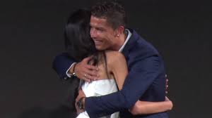 Share your videos with friends, family, and the world ã‚¯ãƒªã‚¹ãƒ†ã‚£ã‚¢ãƒ¼ãƒŽ ãƒ­ãƒŠã‚¦ãƒ‰é¸æ‰‹ å¥³æ€§ãƒ•ã‚¡ãƒ³ã«ãƒã‚° ã‚­ã‚¹ Mtg Cristiano Ronaldo Body Revolution Project ç™ºè¡¨ä¼š3 Youtube