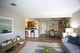 Schedule a tour and apply online. City View Apartments Woodland Hills Ca Apartments Com