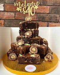 Perfect for all ages is the happy birthday brownie cake. The Gourmet Cakery Co On Twitter We Do Not Post About Our Brownie Stacks Mountains Enough Thegourmetcakeryco Brownies Browniestack Browniemountain Cake Birthday Party Aero Aerobrownie Birthdaycake Chocolate Ferrerorocher