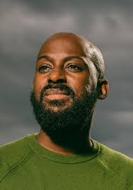 Antonio Giles's Instagram, Twitter & Facebook