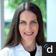 Julia Judd's Instagram, Twitter & Facebook