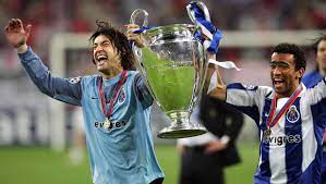 Il n'y a pas eu que fifa et pes dans l'histoire des jeux de foot. Les 8 Joueurs Les Plus Titres De L Histoire Du Football 90min
