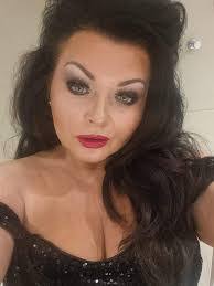 Liz Angus's Instagram, Twitter & Facebook