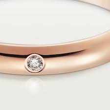 La connaissance du prix moyen pour une cartier 1895 bague solitaire 48 rose or 18k bague diamant carat 0 22. Crb4088200 Alliance 1895 Or Rose Diamant Cartier