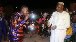 Фото из видео zikiri issouf diarra iba ni harouna. Zikiri Fousseiny Konta En Concert Au Burkina Faso Boromo By Djine Prod Officiel