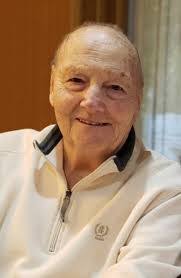 Kyle Renaud's Instagram, Twitter & Facebook