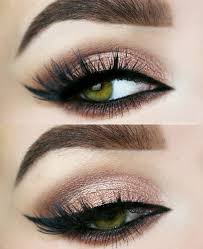 Black And White Eyeshadow Palette Instagram Photo By Eva Kraljic B Mar 28 2016 At 7 47pm Utc Makeup White Eyeshadow Eye Makeup