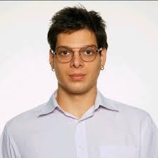 Donald Thompsett's Instagram, Twitter & Facebook