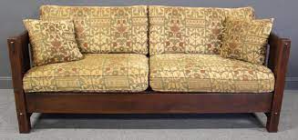 Stickley Audi Signed Arts And Crafts Oak Settle Mar 25 2018 Clarke Auction Gallery In Ny Craftsman Furniture Craftsman Style Furniture Mission Furniture