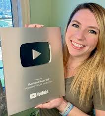 Shawn Perryman's Instagram, Twitter & Facebook