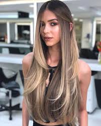 Long round layers layers best suited for thick full hair no longer than the bra strap. 45 Best Layered Hairstyles Haircuts For Women 2021 Guide