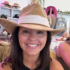 Eva Dorman Hartman (@evadormanhartman)