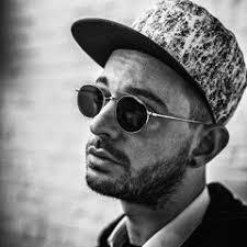 Daniel Sanger's Instagram, Twitter & Facebook