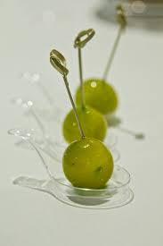 Tomate Cerise En Gel De Basilic Tapas Menu Food Time To Eat
