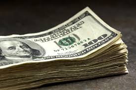 El dólar blue, paralelo o informal, son denominaciones argentinas que se utilizan para referirse al dólar estadounidense comprado ilegalmente en el mercado negro. Dolar Blue Hoy Cotizacion Para El Lunes 10 De Agosto Del 2020 Diario Que