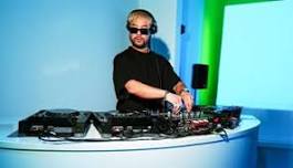 Wax Motif