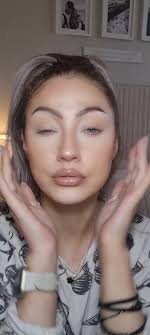 Don't ask me why but Sundays are about dewy skin and matte under eyes, for  a super natural looking skin look, just to prance around the house in pjs  all day 😅🥰🥰, Tell me I'm not the only one?? 🤷🏼‍♀️, ...