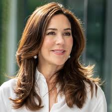 Mary elegant i to år gammelt look