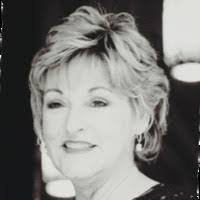 Sandy Romano's Instagram, Twitter & Facebook