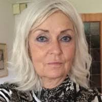 Eva Mac's Instagram, Twitter & Facebook