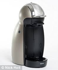 Mini me coffee machines use a high pressure system for great results every time. Can You Really Make A Starbucks Latte In Your Kitchen As The Coffee Shop Unveils A Machine That Uses Capsules To Give You The Same Taste At Home Anne Shooter Tests It