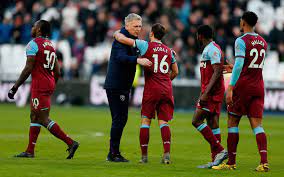 West ham united football club. 8 West Ham Players Show Coronavirus Symptoms Daily Sabah