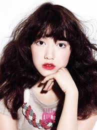 เป็นที่ฮือฮากันในหมู่แฟนเกาหลี หลังจากนักแสดงสาวชื่อดัง พัคชินฮเย (park shin hye) ได้เปิดตัวแฟนหนุ่ม ชเวแทจุน (choi tae joon) . Park Shin Hye Elle Girl Park Shin Hye Girls Magazine