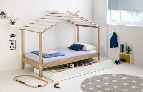 lit cabane robinson bientot disponible sur but fr chambre enfant decoration inspiration lit cabane lit enfant but rangement tiroir