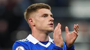 Newcastle United have signed England winger Harvey Barnes from Leicester  City for a fee of about £38m. The 25-year-old, capped once by England, has  signed a five-year contract with the Magpies. #CitiSports