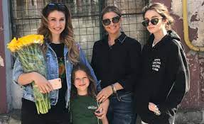 Câți bani de buzunar primesc știri cu tagul: Anamaria Prodan Abia Asteapta Sa Fie Mama De Gemeni Wowbiz