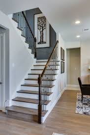 21 Light For Stairways With Beautiful Lighting Homedecor Paintedstairs Stairwaylighting Idee Deco Escalier Escalier Relooking Escaliers Maison
