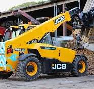 Review: JCB's electric 525-60E telehandler put to the test ...